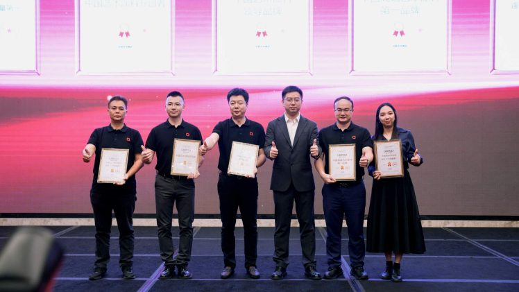 1758608477-97546a954512a8d