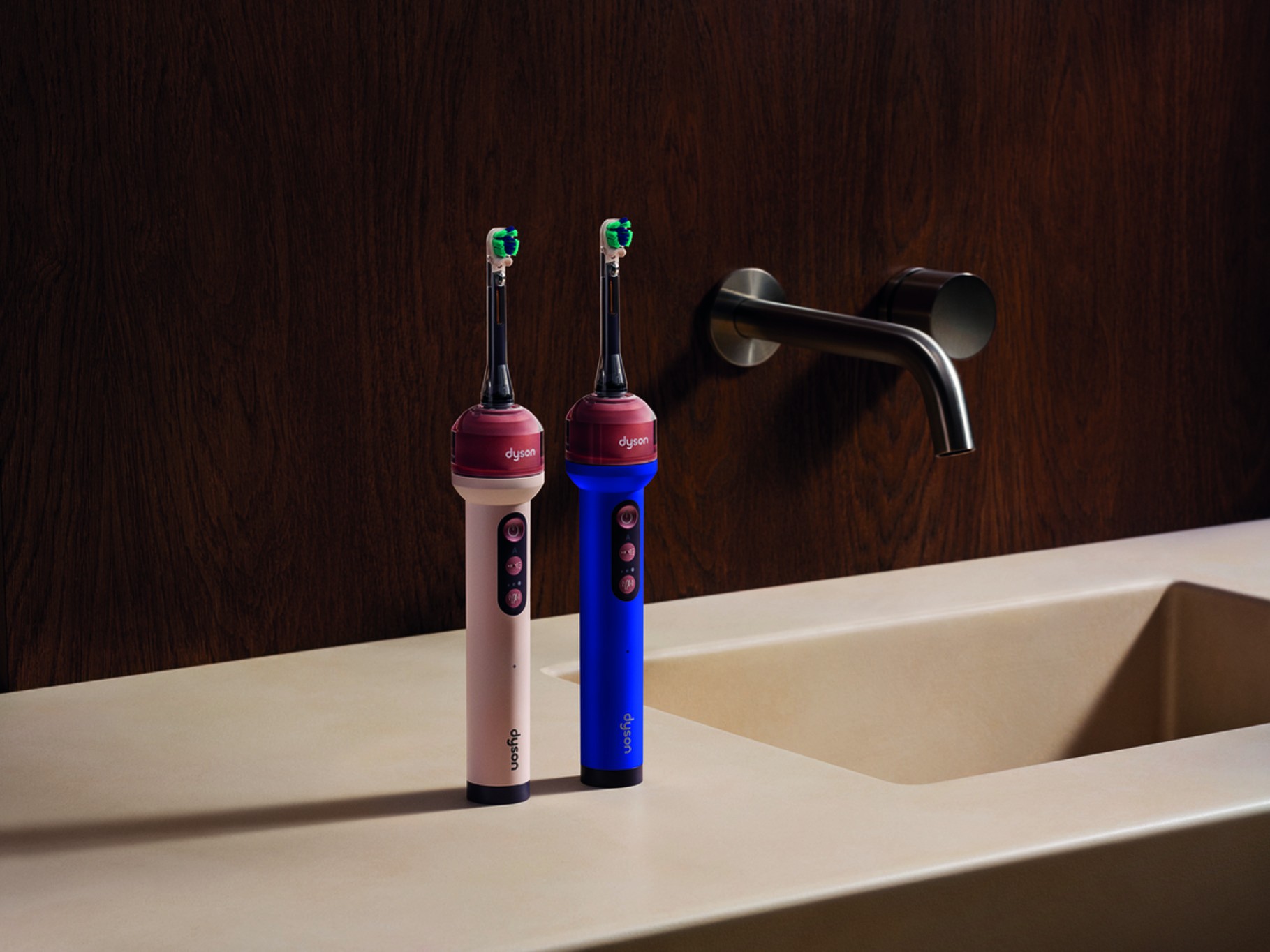 OC01_PPIDROSSVL_078-CMYK-InSitu-LineUp-Sink-Tap-CUBL-A1_MIX.jpeg